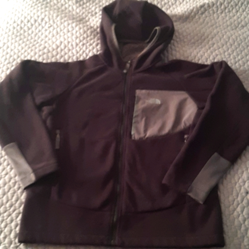 TNF boys large fleece